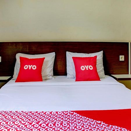 OYO 90162 Remboelan Guest House Sungai Lutus Buitenkant foto