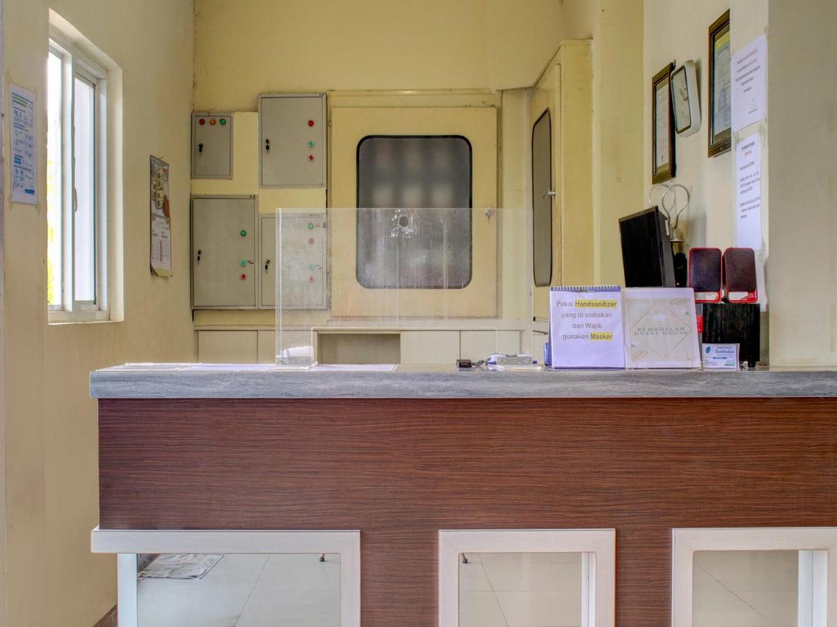OYO 90162 Remboelan Guest House Sungai Lutus Buitenkant foto