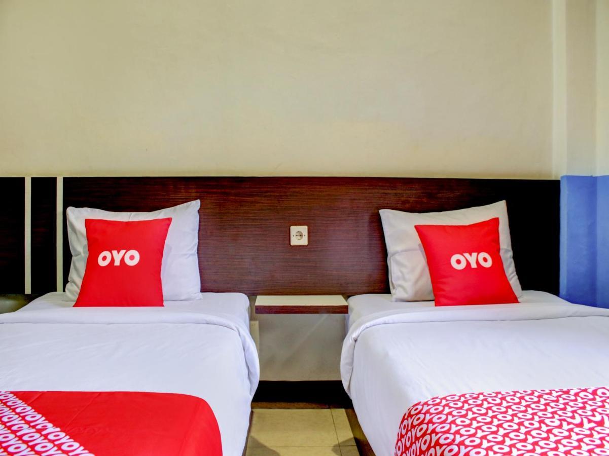 OYO 90162 Remboelan Guest House Sungai Lutus Buitenkant foto